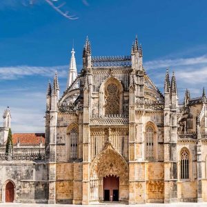Fátima & Batalha Monastery – Heritage & Faith