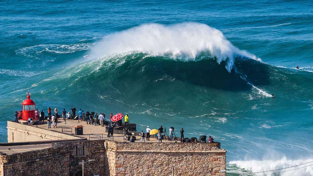 VIP Experience: Private Tour Nazaré - Departure from Porto