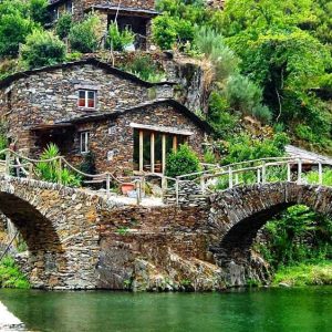 VIP Experience: Private Tour to the Historical Villages of the North